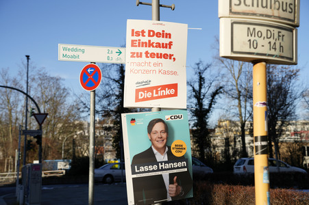 Wahlplakate zur Bundestagswahl 2025 in Berlin