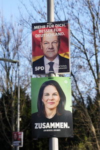 Wahlplakate zur Bundestagswahl 2025 in Berlin