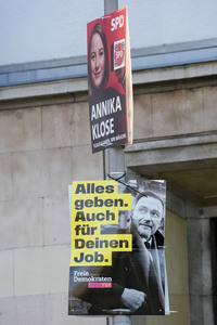 Wahlplakate zur Bundestagswahl 2025 in Berlin