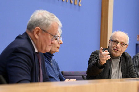 Bundespressekonferenz 15 Jahre katholischer Missbrauchsskandal in Berlin