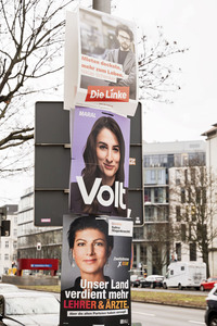 Wahlplakate zur Bundestagswahl 2025 in Berlin