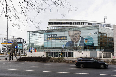 Wahlplakate zur Bundestagswahl 2025 in Berlin