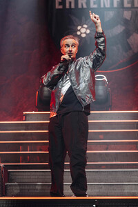 Konzert von Jan Böhmermann und dem Rundfunk-Tanzorchester Ehrenfeld in Erfurt