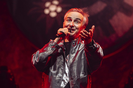 Konzert von Jan Böhmermann und dem Rundfunk-Tanzorchester Ehrenfeld in Erfurt