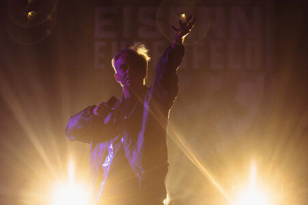 Konzert von Jan Böhmermann und dem Rundfunk-Tanzorchester Ehrenfeld in Erfurt