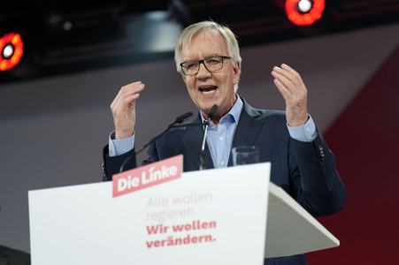 Außerordentlicher Parteitag der Partei Die Linke zur Bundestagswahl 2025 in Berlin