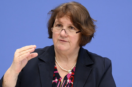 Bundespressekonferenz 'Impuls für messbare Bildungsziele' in Berlin