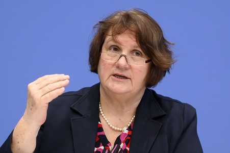 Bundespressekonferenz 'Impuls für messbare Bildungsziele' in Berlin