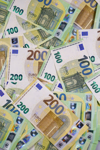 Symbolfoto Euro-Banknoten