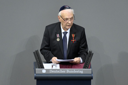 Sonderveranstaltung im Bundestag anlässlich des Tages des Gedenkens an die Opfer des Nationalsozialismus in Berlin