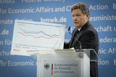 Vorstellung des Jahreswirtschaftsberichts 2025 in Berlin