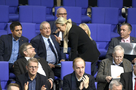 211. Sitzung des Deutschen Bundestages in Berlin