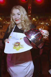 Charity-Abend im Cornelia Poletto Palazzo in Hamburg