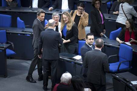 211. Sitzung des Deutschen Bundestages in Berlin