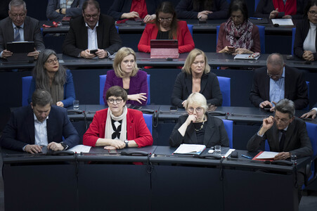 211. Sitzung des Deutschen Bundestages in Berlin