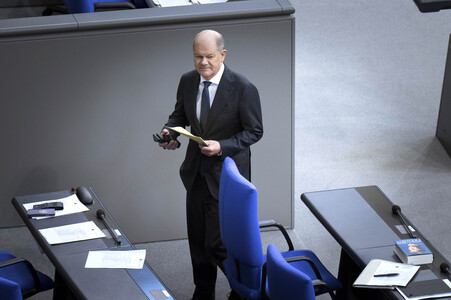 211. Sitzung des Deutschen Bundestages in Berlin