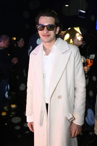 Bunte New Faces Party auf der Berlin Fashion Week A/W 2025 in Berlin