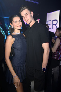 Bunte New Faces Party auf der Berlin Fashion Week A/W 2025 in Berlin