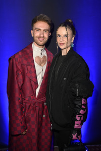 Bunte New Faces Party auf der Berlin Fashion Week A/W 2025 in Berlin