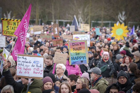 Demonstration 'Rettet die Brandmauer!' in Berlin