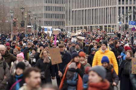 Demonstration 'Rettet die Brandmauer!' in Berlin