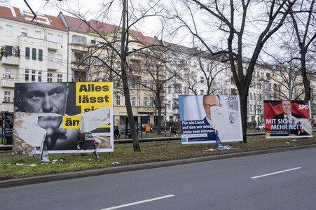 Sachbeschädigung an Wahlplakaten in Berlin