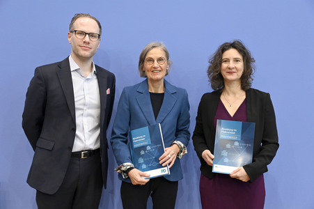 Bundespressekonferenz Vorstellung des Gutachten des Nationalen Normenkontrollrats in Berlin