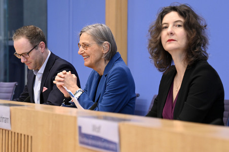 Bundespressekonferenz Vorstellung des Gutachten des Nationalen Normenkontrollrats in Berlin