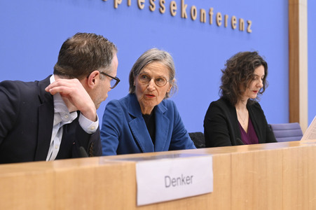 Bundespressekonferenz Vorstellung des Gutachten des Nationalen Normenkontrollrats in Berlin