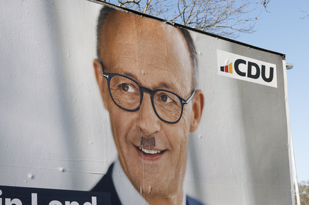 Vandalismus an Wahlplakaten in Bonn