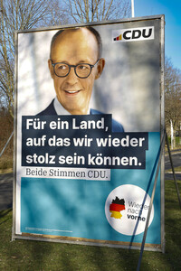 Wahlplakate zur Bundestagswahl 2025 in Bonn