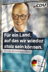 Wahlplakate zur Bundestagswahl 2025 in Bonn