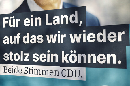 Wahlplakate zur Bundestagswahl 2025 in Bonn