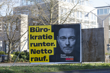 Wahlplakate zur Bundestagswahl 2025 in Bonn