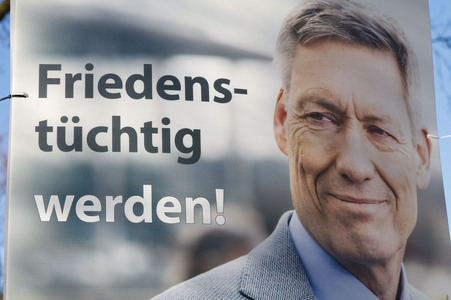 Wahlplakate zur Bundestagswahl 2025 in Bonn