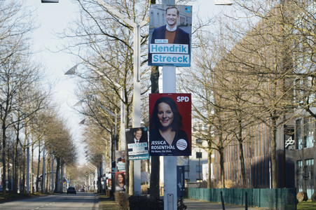 Wahlplakate zur Bundestagswahl 2025 in Bonn