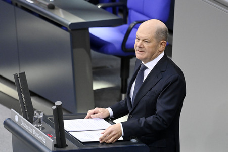 212. Sitzung des Deutschen Bundestages in Berlin