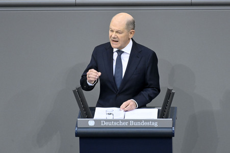 212. Sitzung des Deutschen Bundestages in Berlin