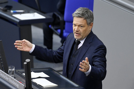 212. Sitzung des Deutschen Bundestages in Berlin