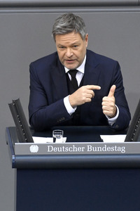 212. Sitzung des Deutschen Bundestages in Berlin