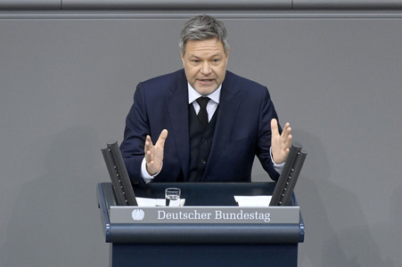 212. Sitzung des Deutschen Bundestages in Berlin