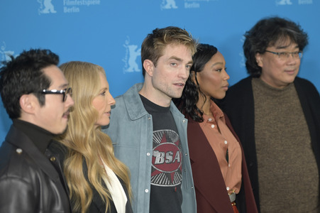 Photocall 'Mickey 17', Berlinale 2025