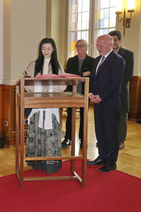 Eintrag der Berlinale-Jury in das Gästebuch von Berlin, Berlinale 2025