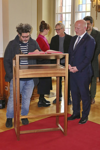 Eintrag der Berlinale-Jury in das Gästebuch von Berlin, Berlinale 2025