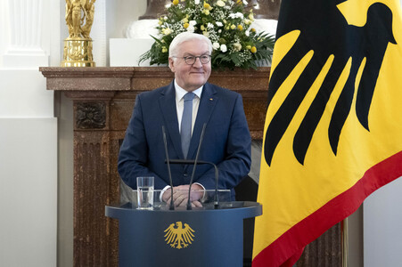 Übergabe der Wohlfahrtsmarken 2025 in Berlin