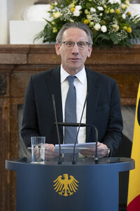 Übergabe der Wohlfahrtsmarken 2025 in Berlin