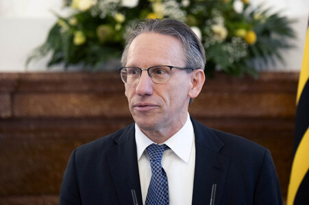 Übergabe der Wohlfahrtsmarken 2025 in Berlin