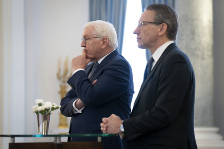 Übergabe der Wohlfahrtsmarken 2025 in Berlin