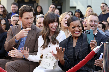 Hand and Footprint Ceremony mit Anthony und Joe Russo in Los Angeles