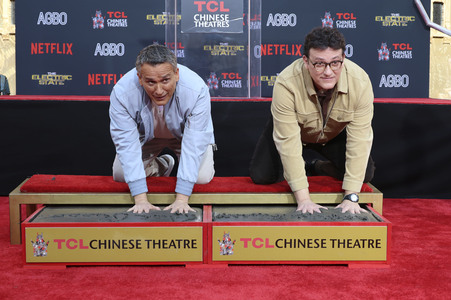 Hand and Footprint Ceremony mit Anthony und Joe Russo in Los Angeles